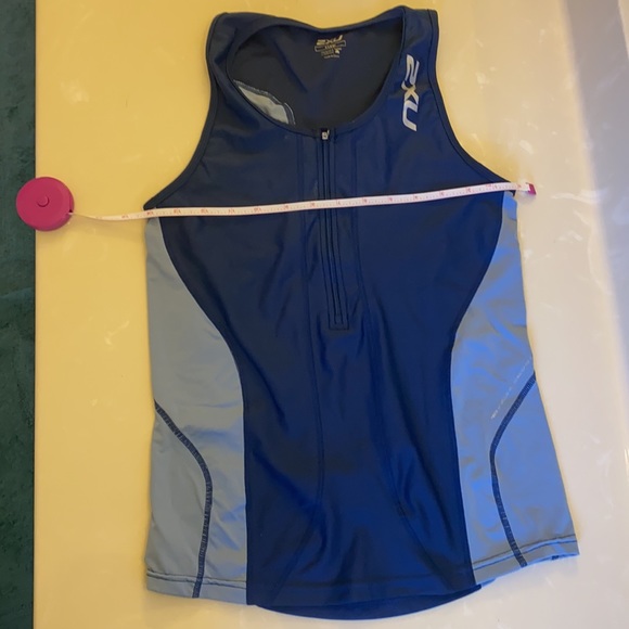 2XU Tank Top - Picture 3 of 5